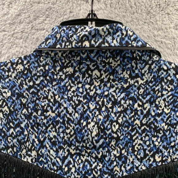 IDYLLWIND Shirt Womens Small Button Up Blouse Top Geometric Blue White - Picture 5 of 8